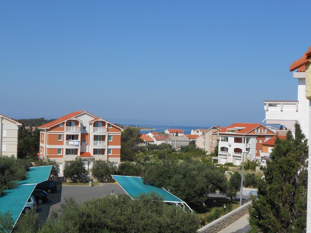 Apartments Jasmina Novalja Exterior foto