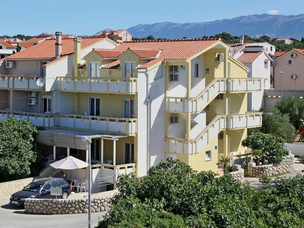 Apartments Jasmina Novalja Exterior foto